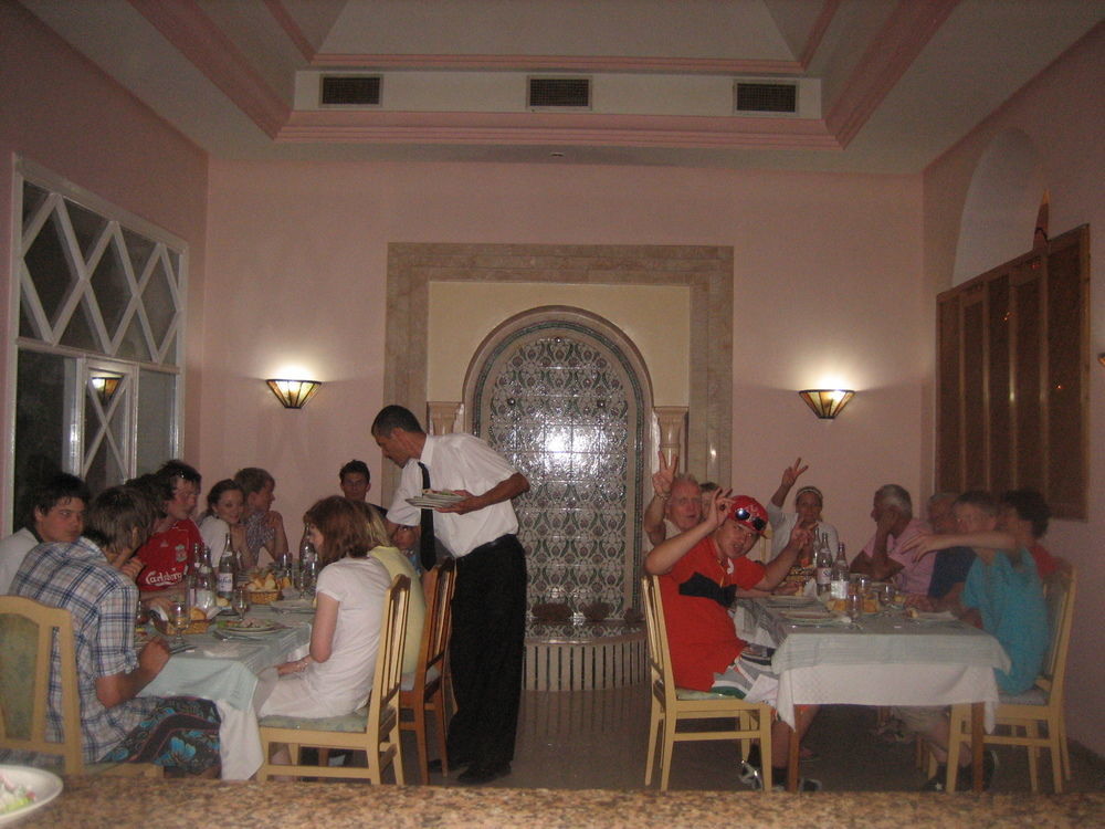 מונסטיר Hotel Mezri מראה חיצוני תמונה